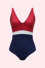 Onepiece-Charlotte_-Marinho-