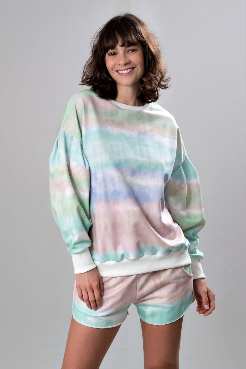Shorts_Tie_Dye_Frente_Blusa