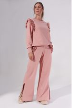 Look22-3247