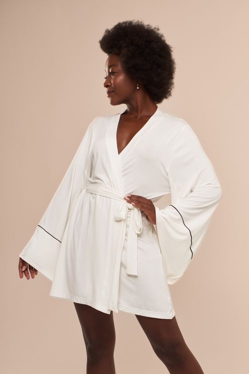 Robe Classic Off White
