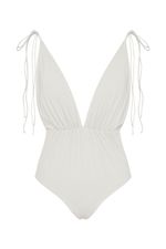 Artenes-off-white-Maio-frente-unica_-2