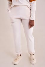 Lookbook---Fevereiro---2025412.jpg