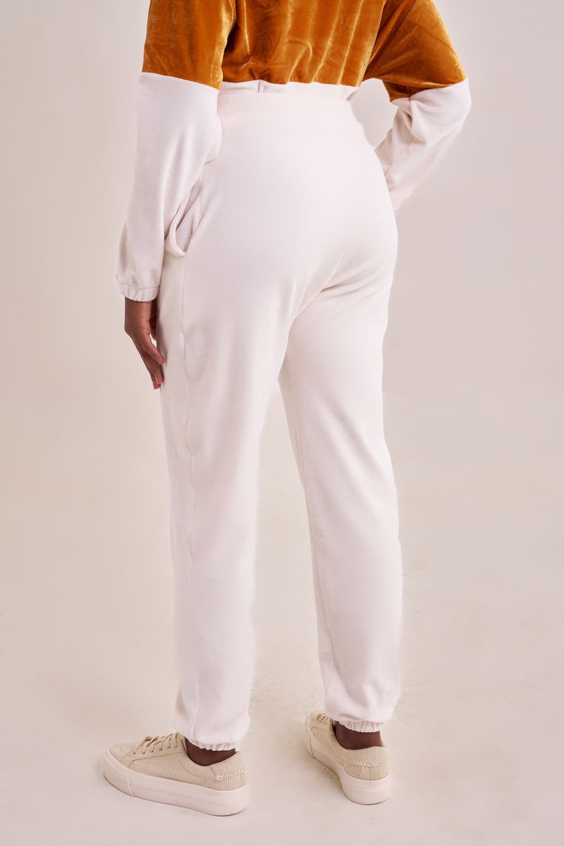 Lookbook---Fevereiro---2025413.jpg