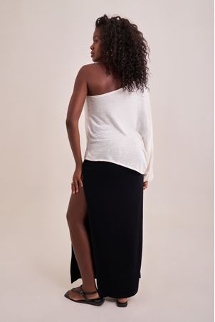 Blusa um ombro só naturalinho