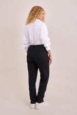Lookbook---Fevereiro---2025348.jpg