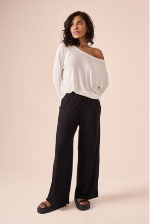 Calça Pantalona Bamboo Preta