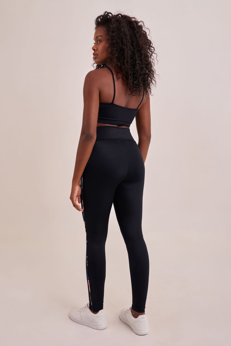 Lookbook---Fevereiro---2025449--1-.jpg