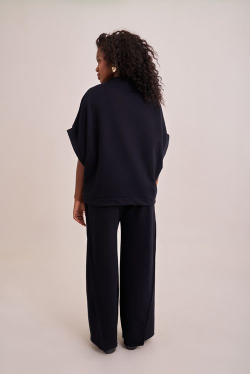 blusa moletom matelassê preta