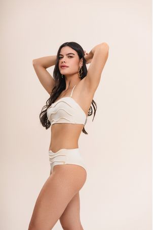 Conjunto Biquíni top strapless e calcinha midi iemanjá pérola