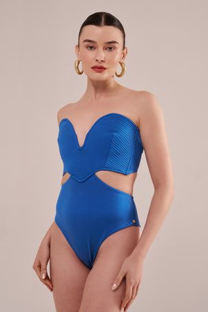 Maiô strapless matelassê orla azul