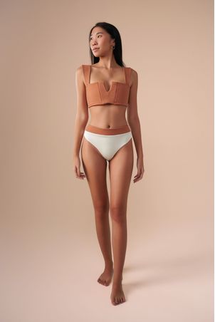 Top Biquíni Reto V Contour Caramelo