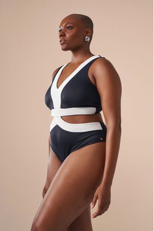 Maiô Silhueta Contour Preto