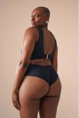 Maiô Silhueta Contour Preto