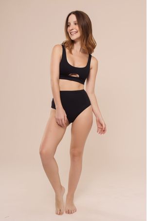 Calcinha Biquíni Hot Pant Maxi Cintia Corpo Preto