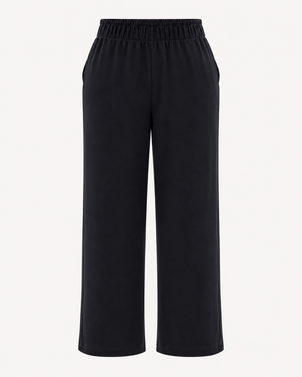 calça reta essential tech preta