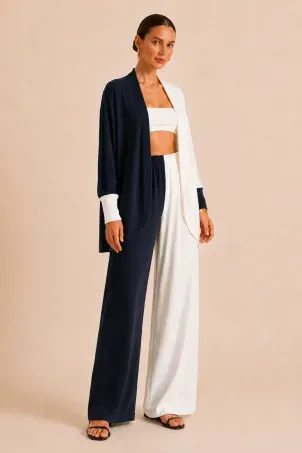 calça pantalona monocrome