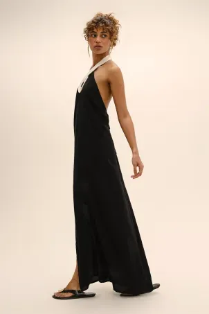 saída longa com matelassê em viscose falésias preto e branco
