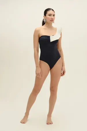 maiô paula falésias preto e branco