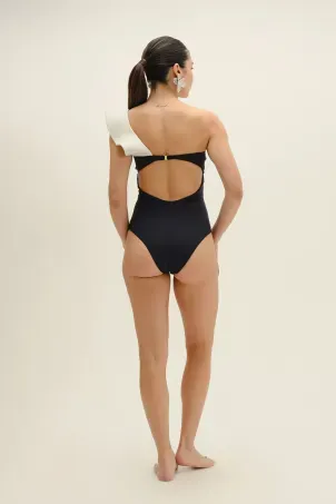 maiô paula falésias preto e branco